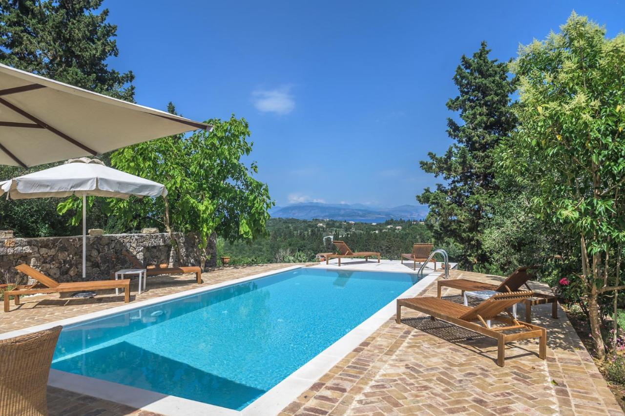 Villa Fioraki Pouládes Екстериор снимка